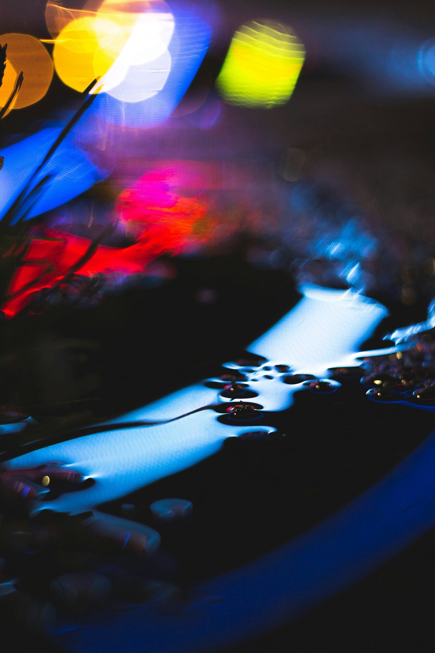 Quand la couleur devient du parfum. Le reflet des couleurs dans l'eau.